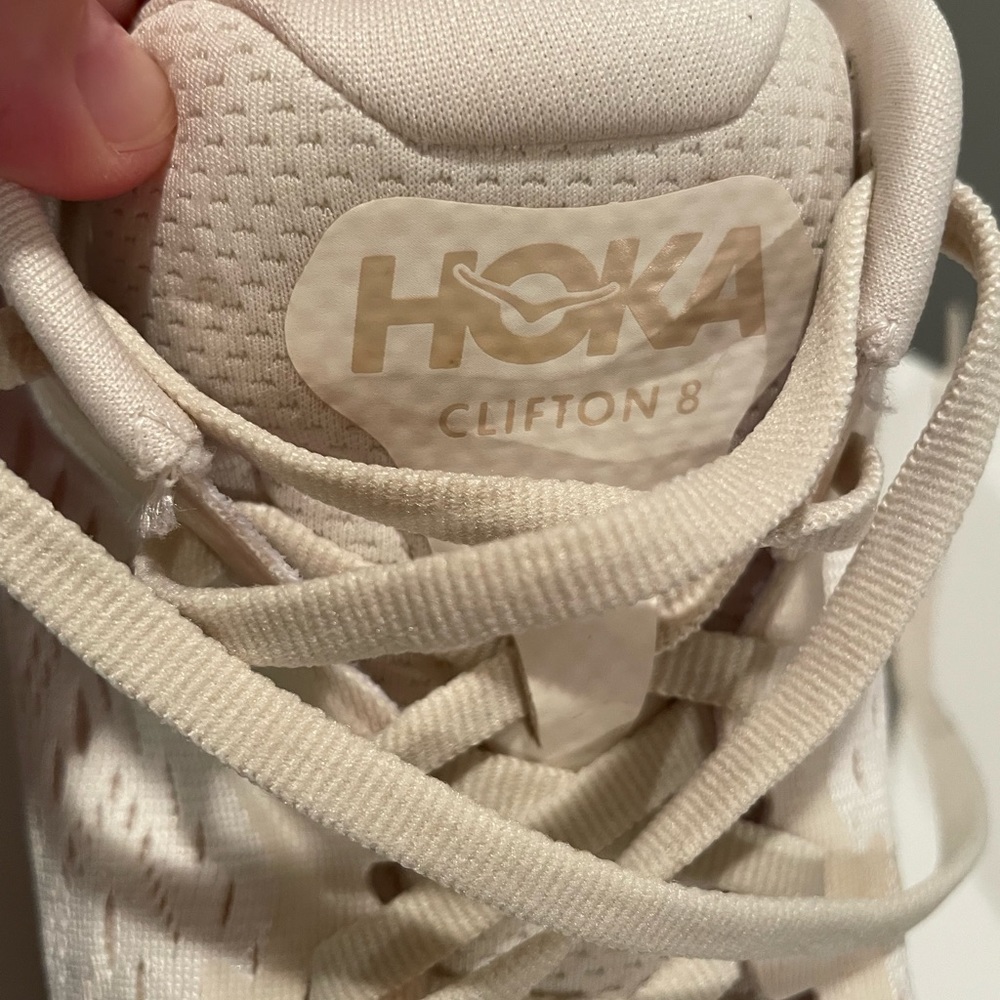 HOKA Clifton 8 women’s sneakers